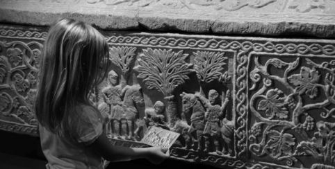 Sur les traces du rempart romain de Toulouse // Visite en famille au Musée Saint Raymond